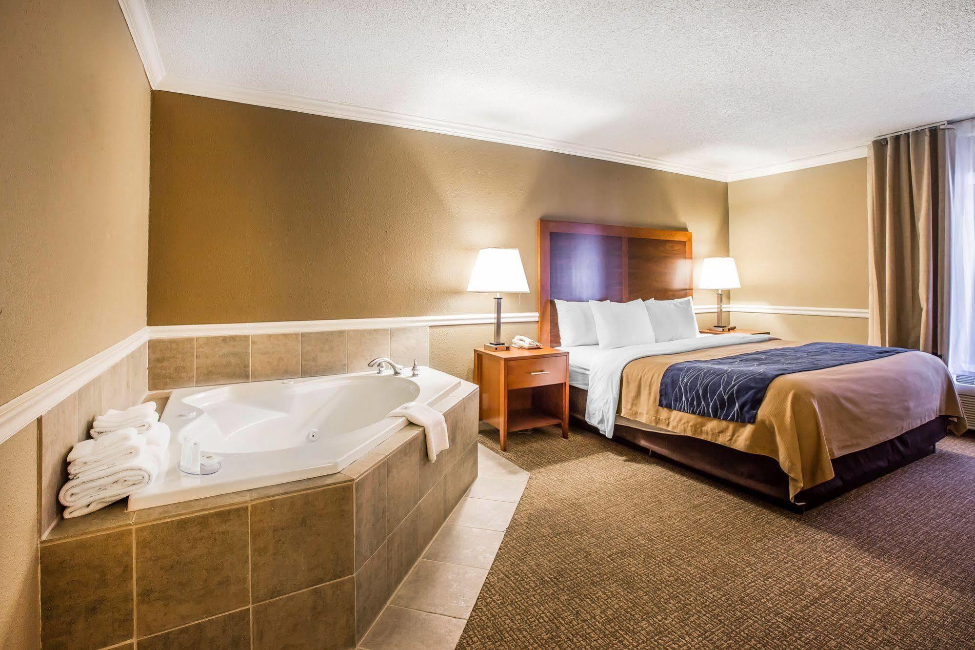 Four Points By Sheraton Brunswick Exteriér fotografie